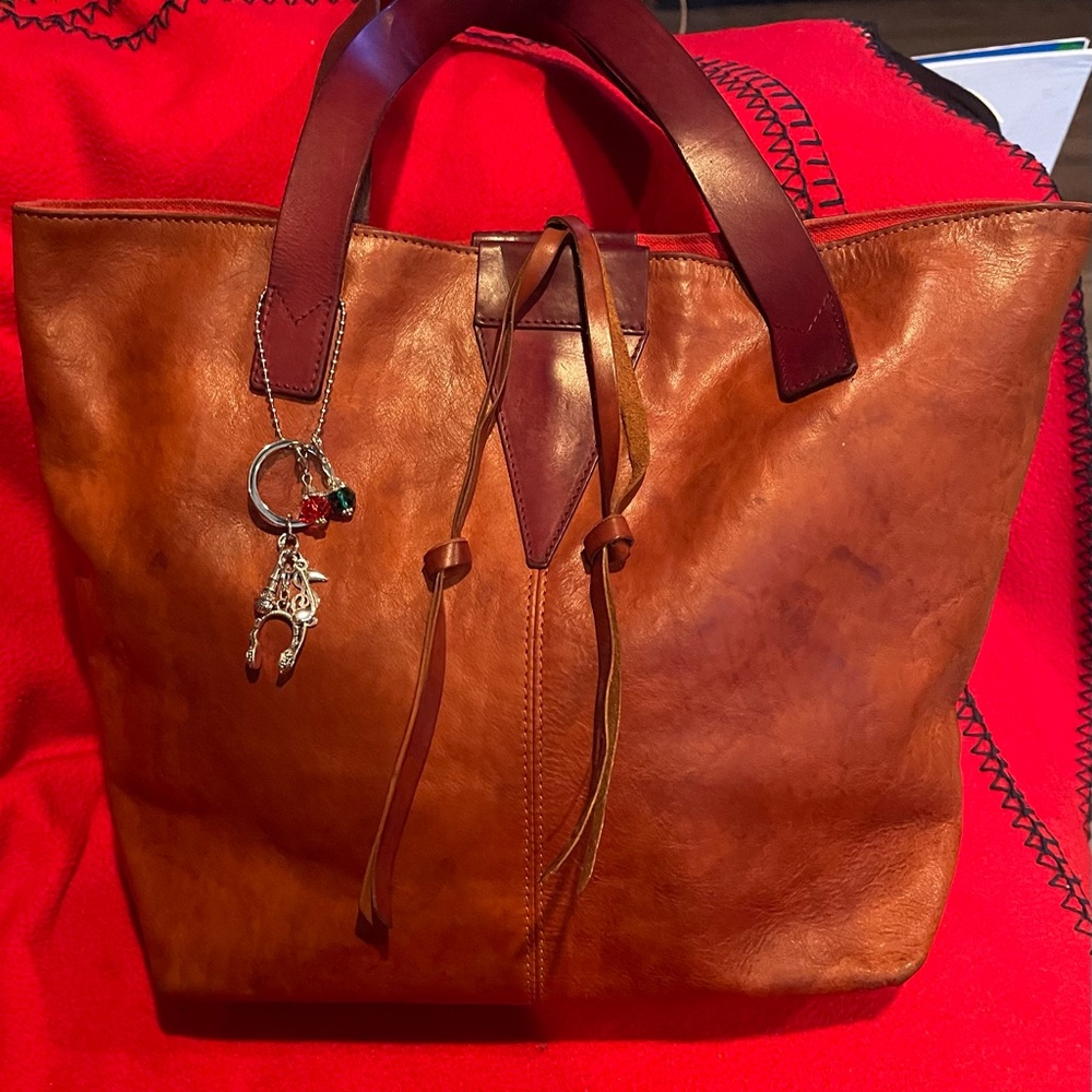 Falor Elegant Brown Leather Tote Bag